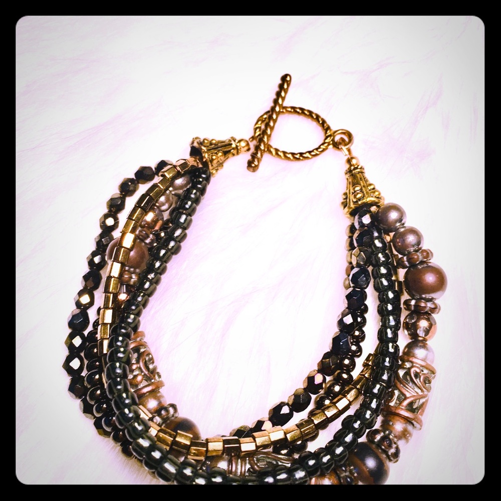 Beautiful hand crafted beaded bracelet